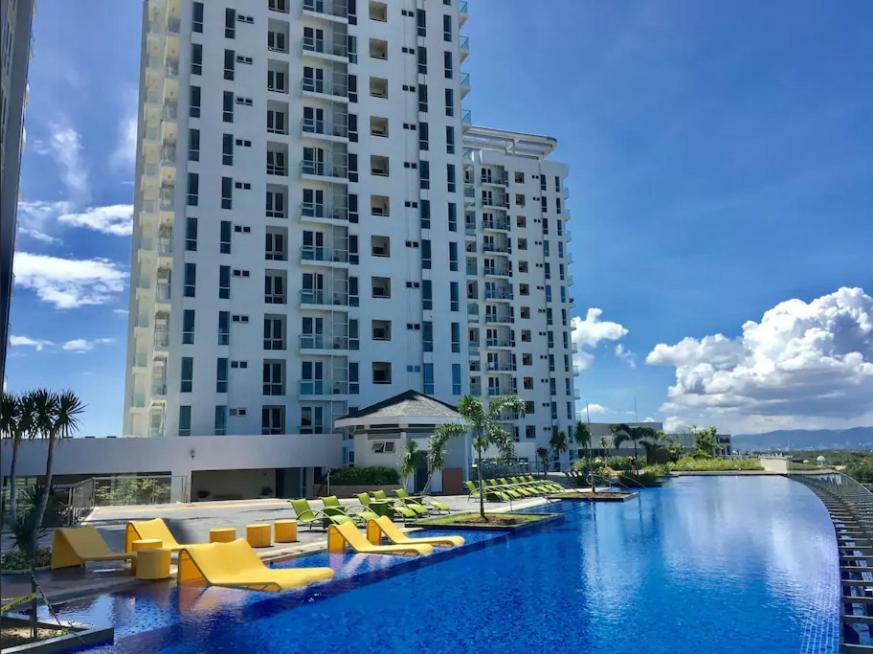 Mactan Newtown Cebu Affordable Suite! Мактан Экстерьер фото